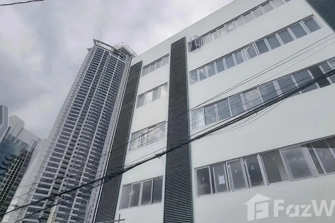 17 Bedroom Commercial for Sale in Bel-Air, Makati City near MRT-3 Buendia