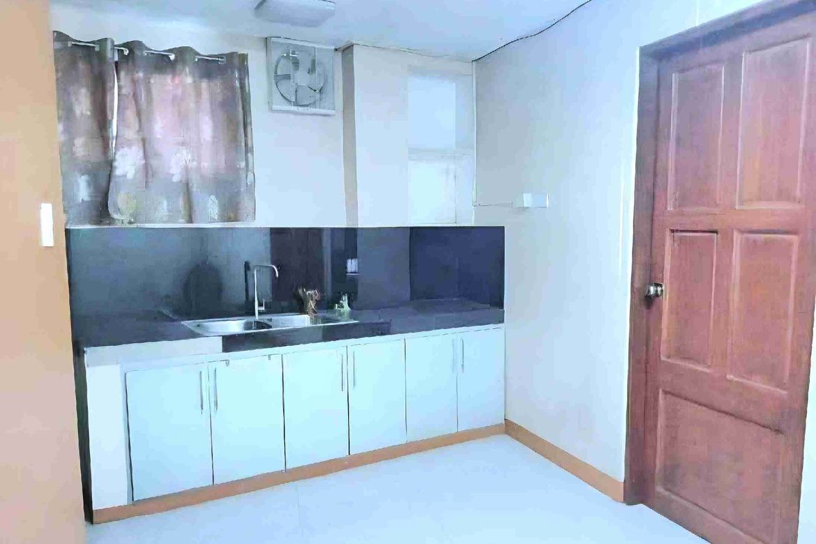 18 Bedroom Shophouse for Sale in Poblacion, Makati, Metro Manila – photo 8