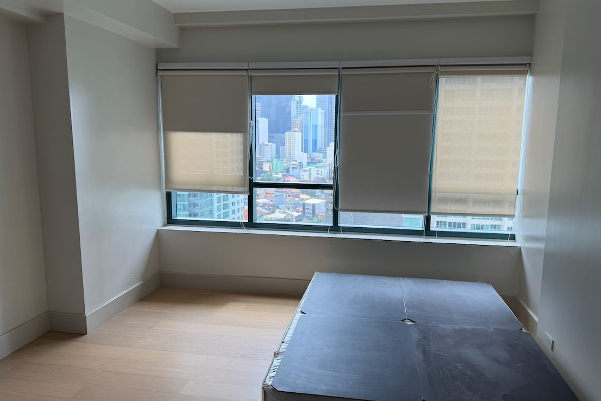 2 Bedroom Apartment for Rent in Edades Tower, Rockwell, Makati, Metro Manila near MRT-3 Guadalupe photo 3
