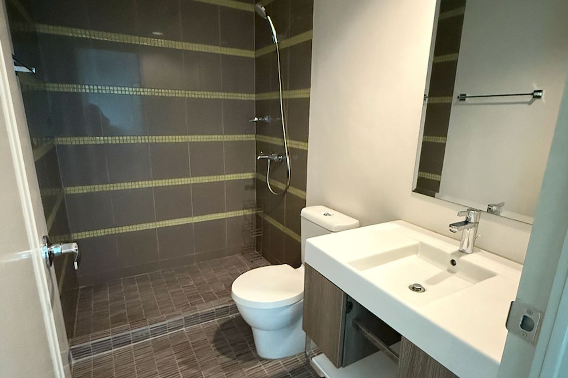 2 Bedroom Apartment for Rent in Edades Tower, Rockwell, Makati, Metro Manila near MRT-3 Guadalupe photo 5