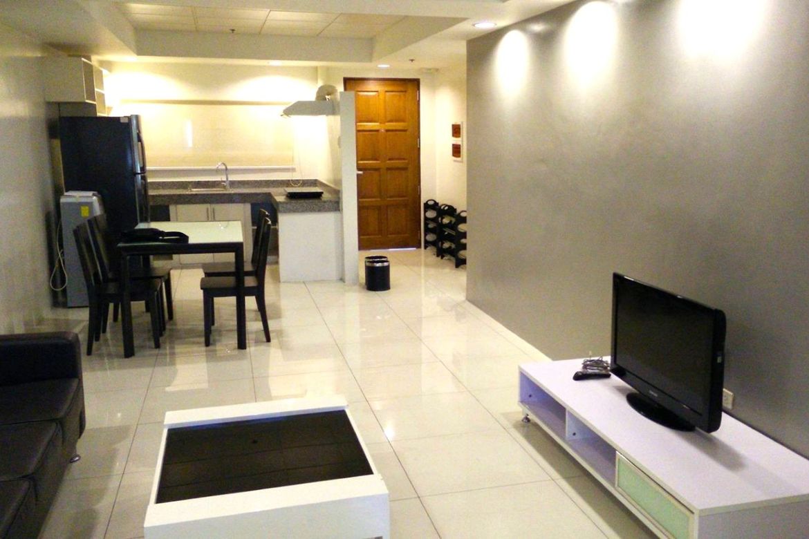 2 Bedroom Apartment for Rent in Hippodromo, Cebu City, Cebu photo 3