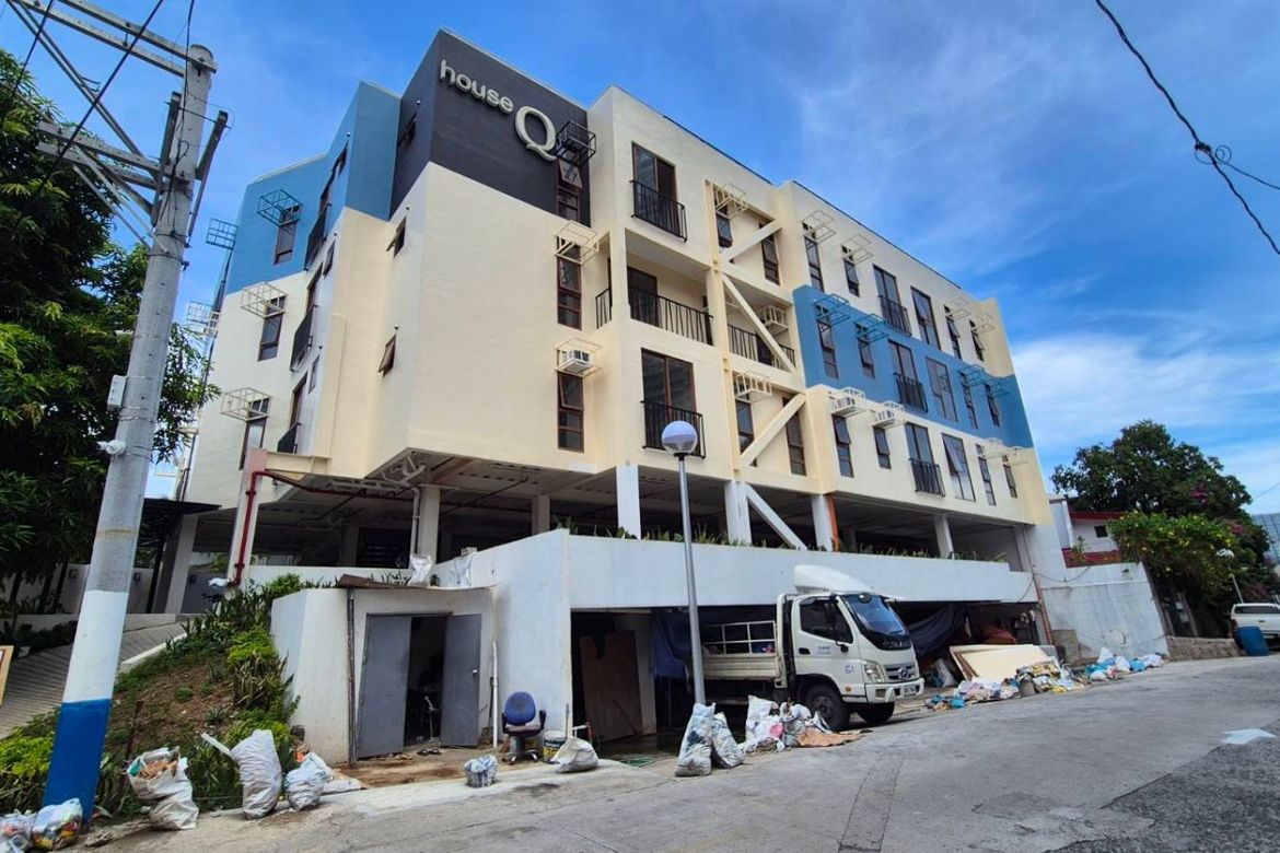 2 Bedroom Apartment for Rent in Kapitolyo, Pasig, Metro Manila