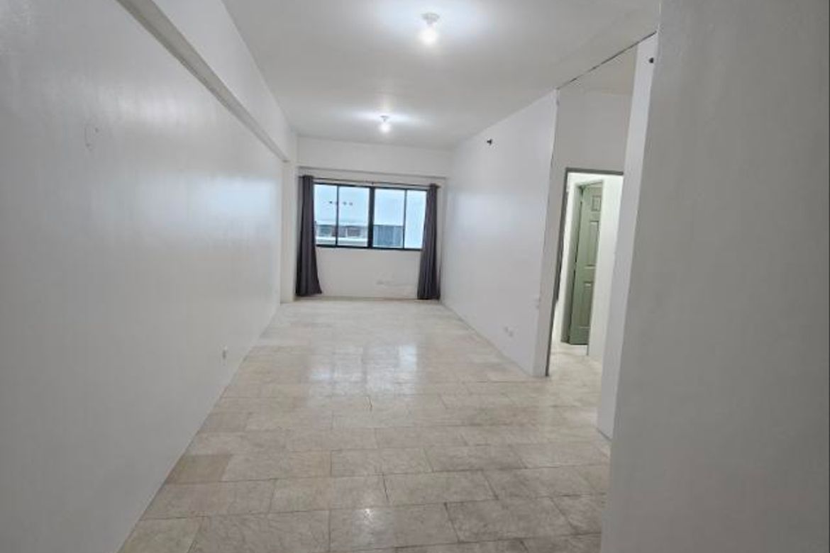 2 Bedroom Apartment for Rent in Loyola Heights, Quezon City, Metro Manila near LRT-2 Katipunan photo 2