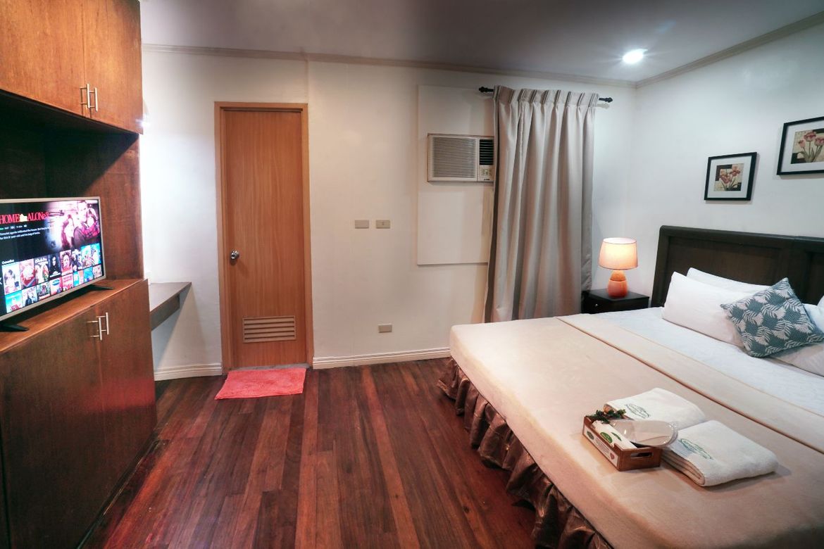 2 Bedroom Apartment for Rent in Malate, Manila, Metro Manila near LRT-1 Pedro Gil photo 5
