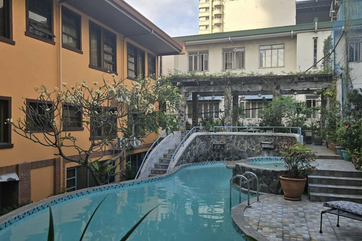 2 Bedroom Apartment for Rent in Malate, Manila, Metro Manila near LRT-1 Pedro Gil photo 6