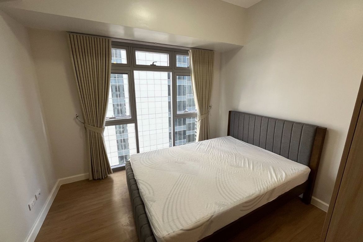 2 Bedroom Apartment for Rent in Park Triangle Residences, BGC, Taguig, Metro Manila photo 2