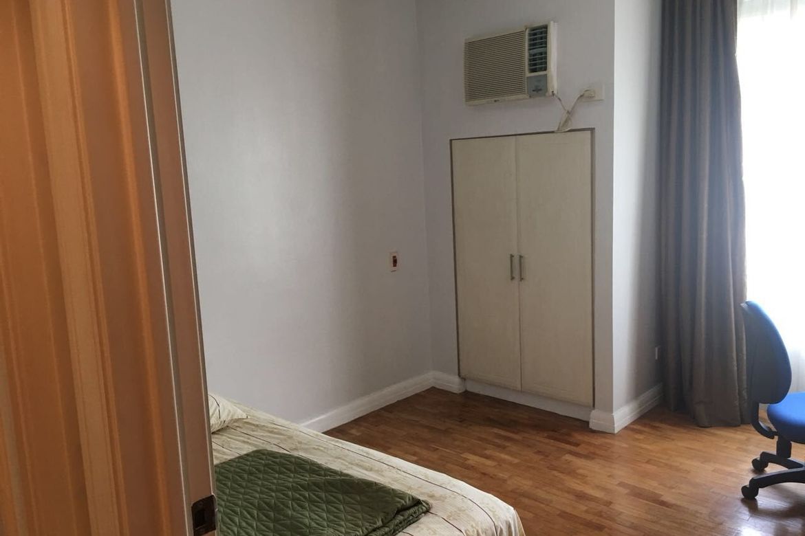 2 Bedroom Apartment for Rent in San Lorenzo, Makati, Metro Manila photo 5