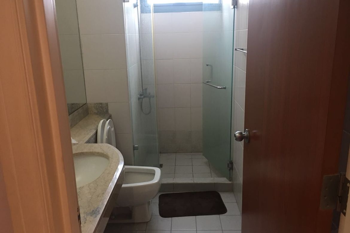 2 Bedroom Apartment for Rent in San Lorenzo, Makati, Metro Manila photo 6