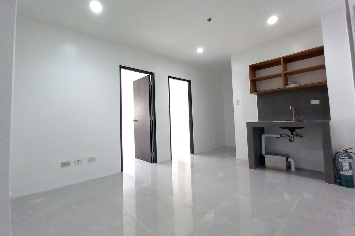 2 Bedroom Apartment for Rent in Tejeros, Makati, Metro Manila photo 2