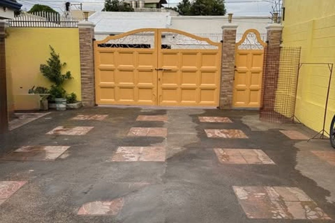 2 Bedroom Commercial for Rent in Don Bosco, Parañaque, Metro Manila photo 2
