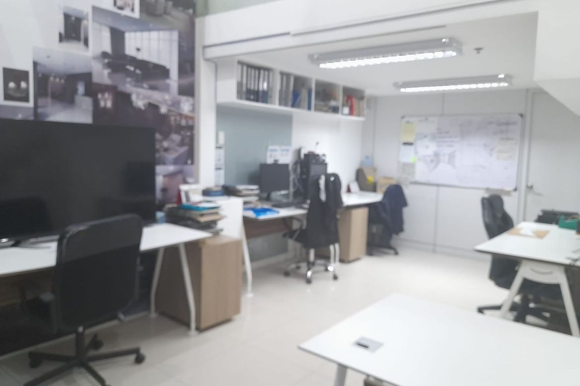 2 Bedroom Commercial for Sale in Fort Palm Spring, BGC, Taguig, Metro Manila – photo 7