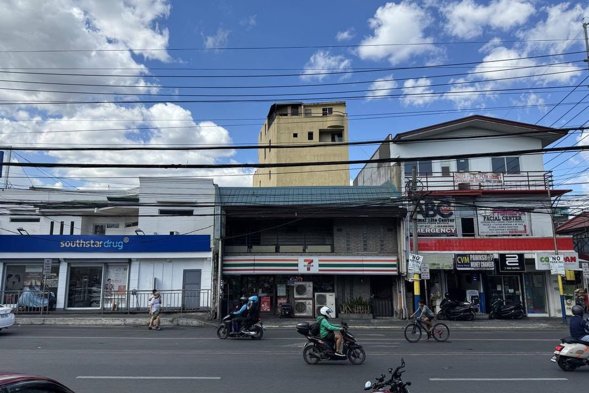 2 Bedroom Commercial for Sale in Wack-Wack Greenhills, Mandaluyong, Metro Manila near MRT-3 Shaw Boulevard – photo 4
