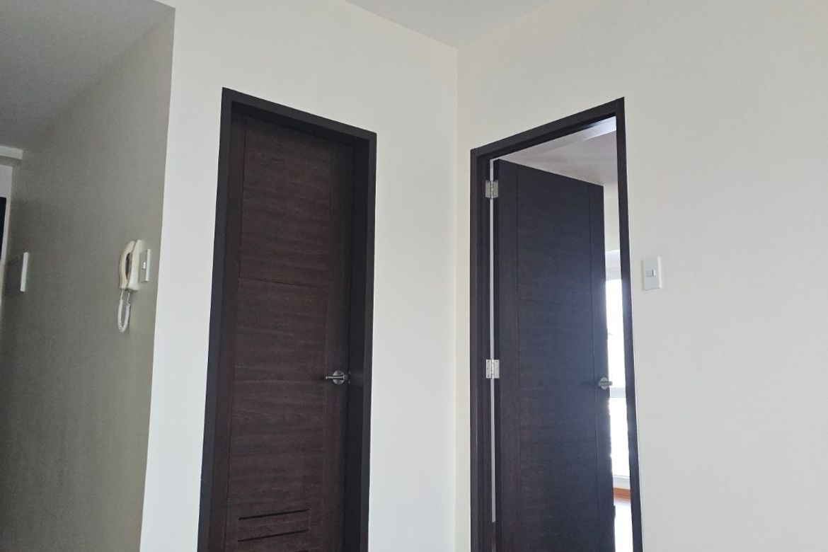 2 Bedroom Condo for Rent in Axis Residences, Highway Hills, Mandaluyong, Metro Manila near MRT-3 Boni photo 2