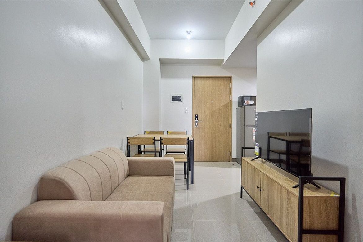 2 Bedroom Condo for Rent in Bloom Residences, San Antonio, Parañaque, Metro Manila
