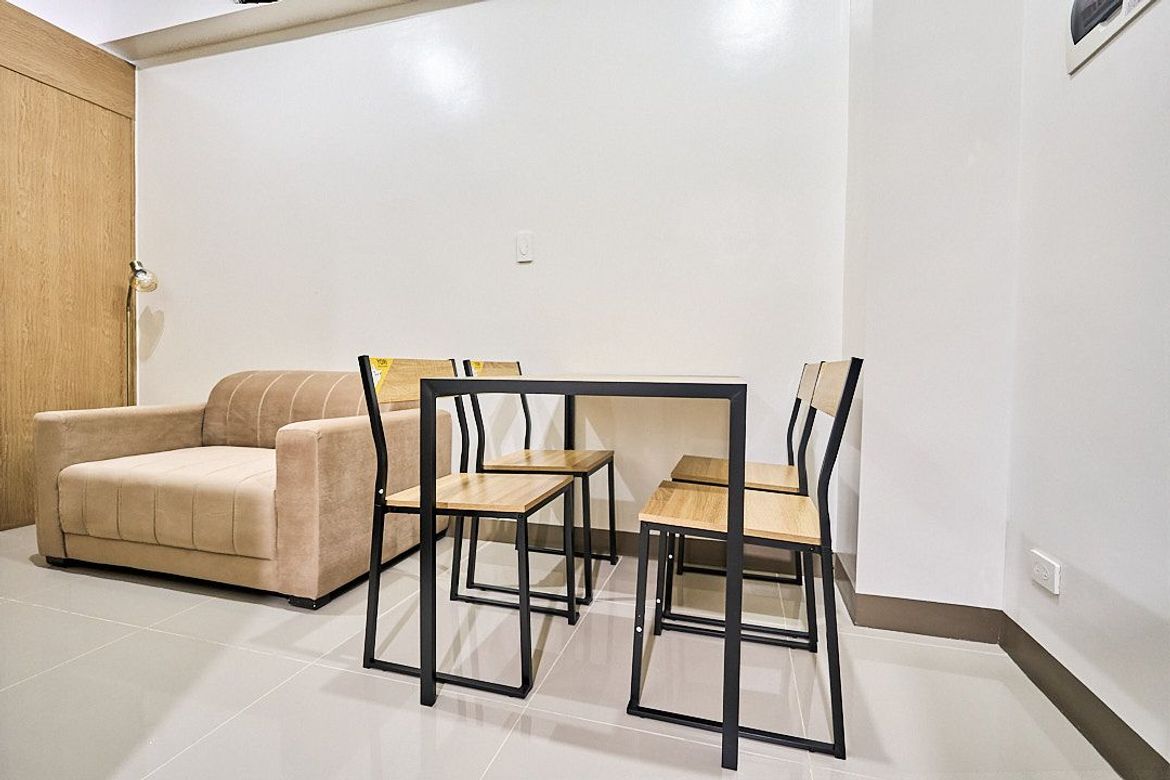 2 Bedroom Condo for Rent in Bloom Residences, San Antonio, Parañaque, Metro Manila photo 2