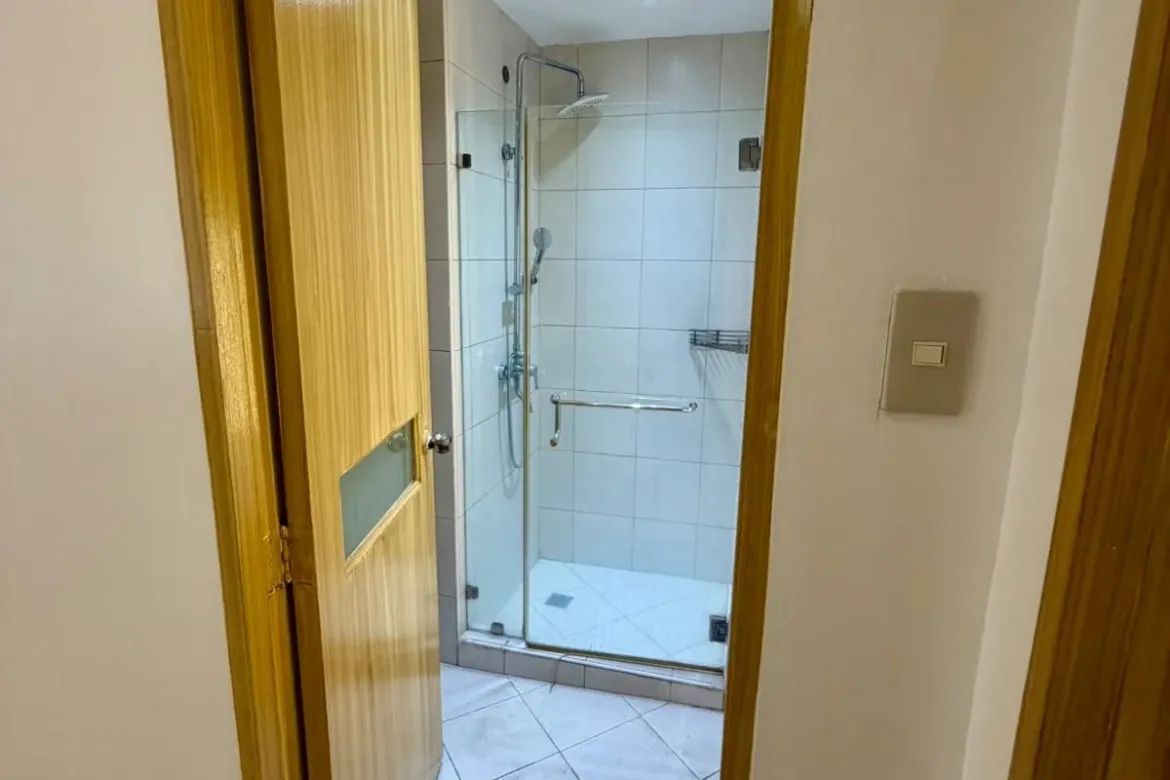 2 Bedroom Condo for Rent in Comembo, Makati, Metro Manila photo 6
