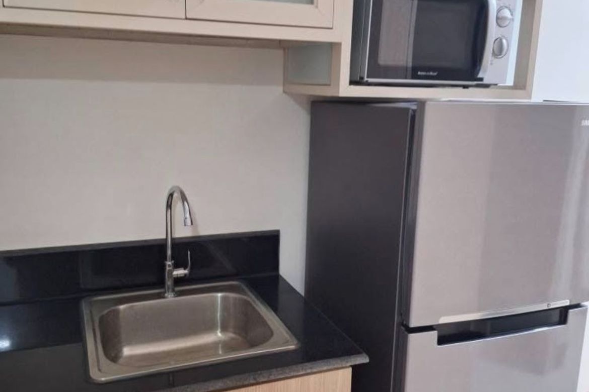 2 Bedroom Condo for Rent in Field Residences, San Dionisio, Parañaque, Metro Manila photo 3