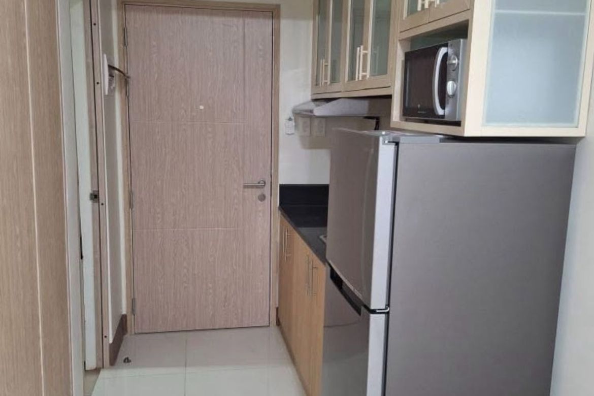 2 Bedroom Condo for Rent in Field Residences, San Dionisio, Parañaque, Metro Manila photo 4