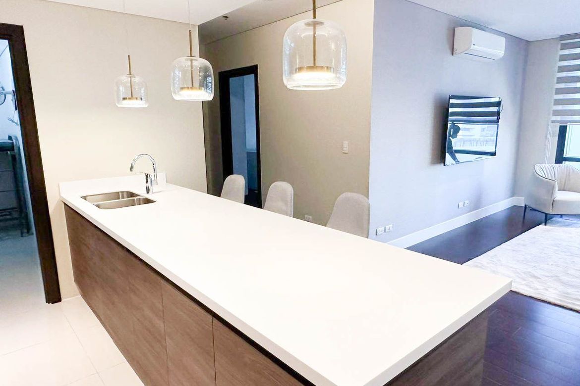 2 Bedroom Condo for Rent in Garden Towers, San Lorenzo, Makati, Metro Manila near MRT-3 Ayala photo 2