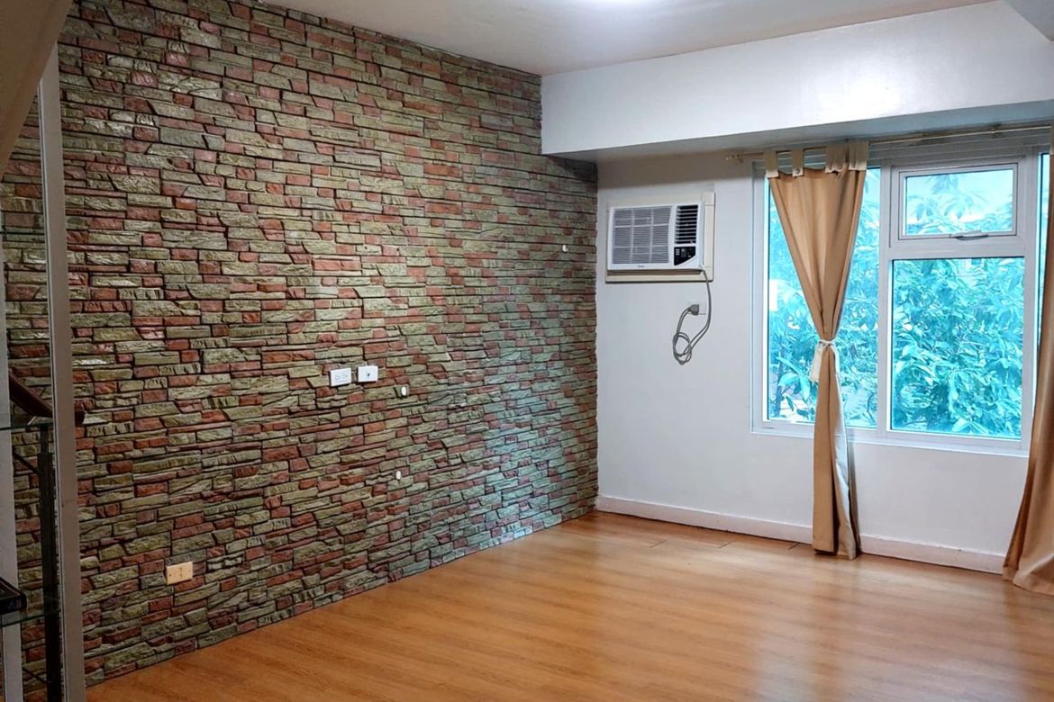 2 Bedroom Condo for Rent in Gateway Garden Heights, Barangka Ilaya, Mandaluyong, Metro Manila near MRT-3 Boni photo 3