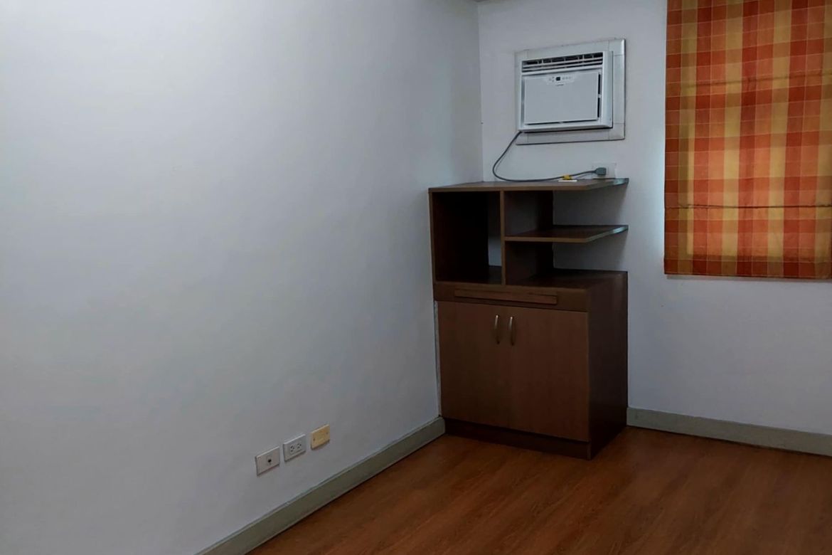 2 Bedroom Condo for Rent in Gateway Garden Heights, Barangka Ilaya, Mandaluyong, Metro Manila near MRT-3 Boni photo 6