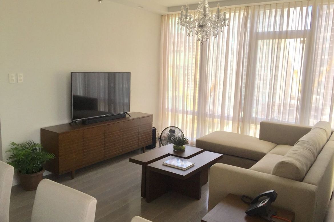 2 Bedroom Condo for Rent in Guadalupe Viejo, Makati, Metro Manila near MRT-3 Guadalupe