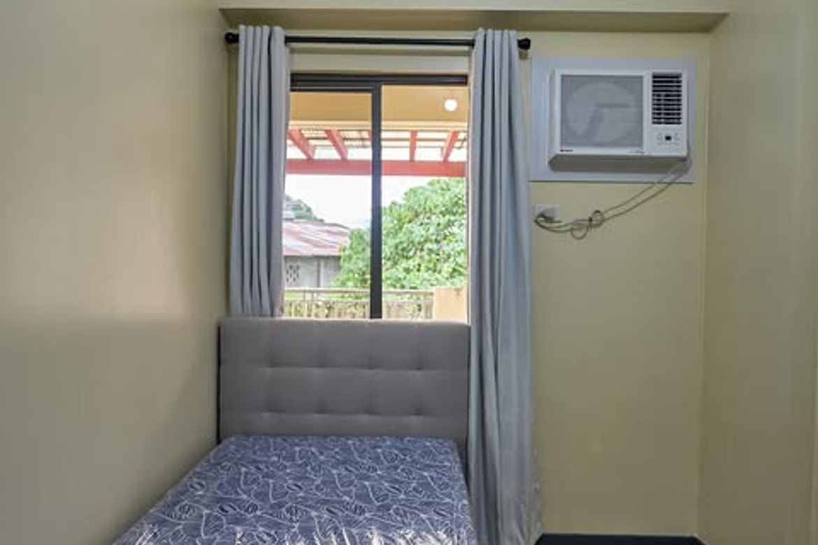 2 Bedroom Condo for Rent in Magnolia Place, Talipapa, Quezon City, Metro Manila photo 5