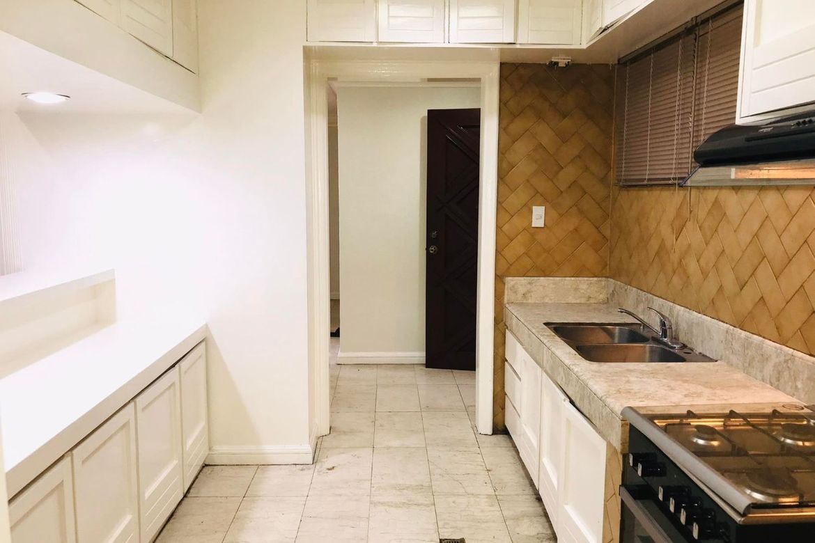2 Bedroom Condo for Rent in Malate, Manila, Metro Manila near LRT-1 Vito Cruz photo 2