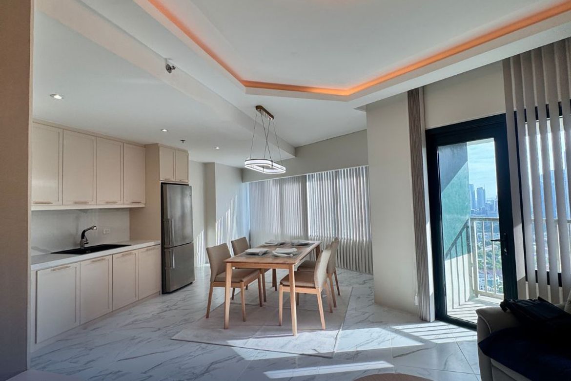 2 Bedroom Condo for Rent in One Rockwell, Rockwell, Makati, Metro Manila near MRT-3 Guadalupe
