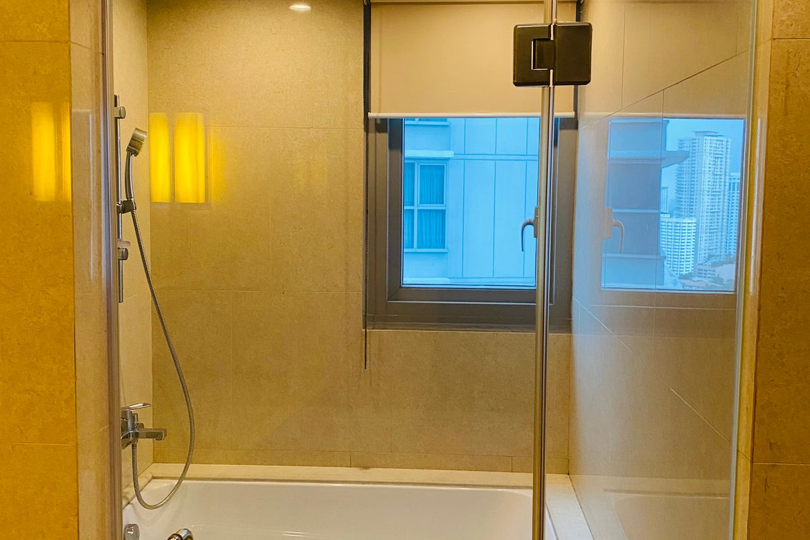 2 Bedroom Condo for Rent in One Shangri-La Place, Wack-Wack Greenhills, Mandaluyong, Metro Manila near MRT-3 Shaw Boulevard photo 5