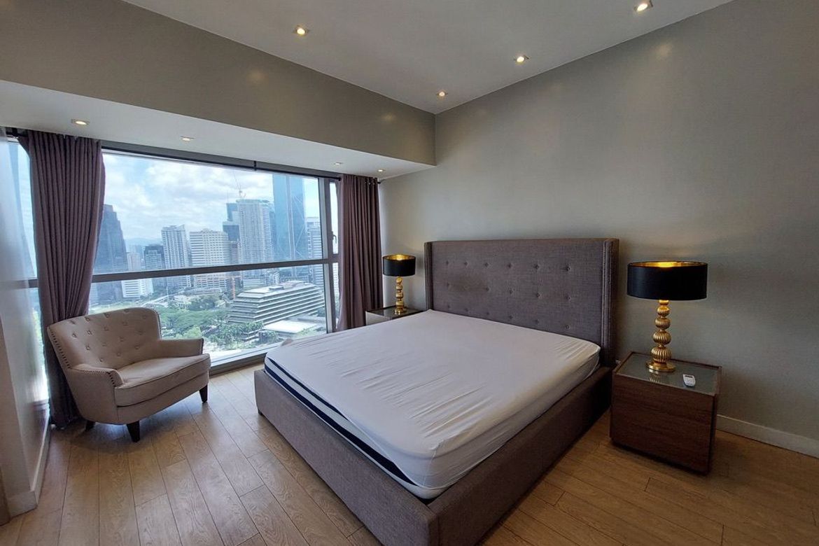 2 Bedroom Condo for Rent in One Shangri-La Place, Wack-Wack Greenhills, Mandaluyong, Metro Manila near MRT-3 Shaw Boulevard photo 3