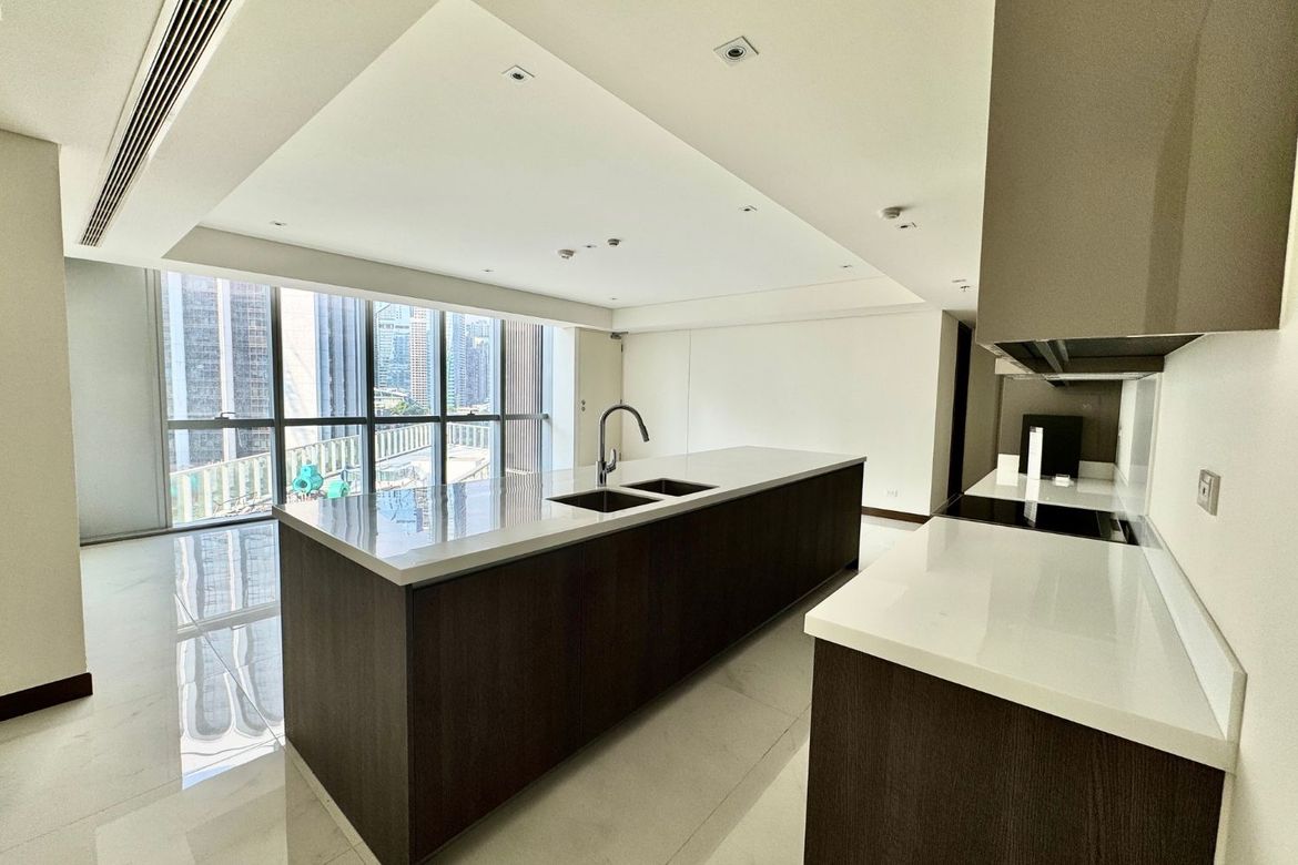 2 Bedroom Condo for Rent in Park Central Towers, Urdaneta, Makati, Metro Manila near MRT-3 Ayala photo 6