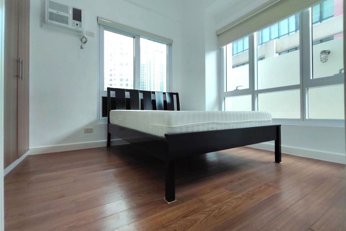 2 Bedroom Condo for Rent in San Lorenzo, Makati, Metro Manila photo 6