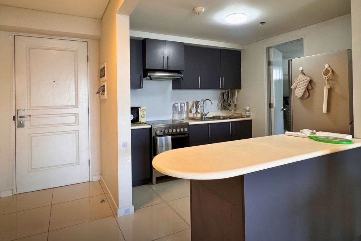 2 Bedroom Condo for Rent in Senta, San Lorenzo, Makati, Metro Manila photo 3