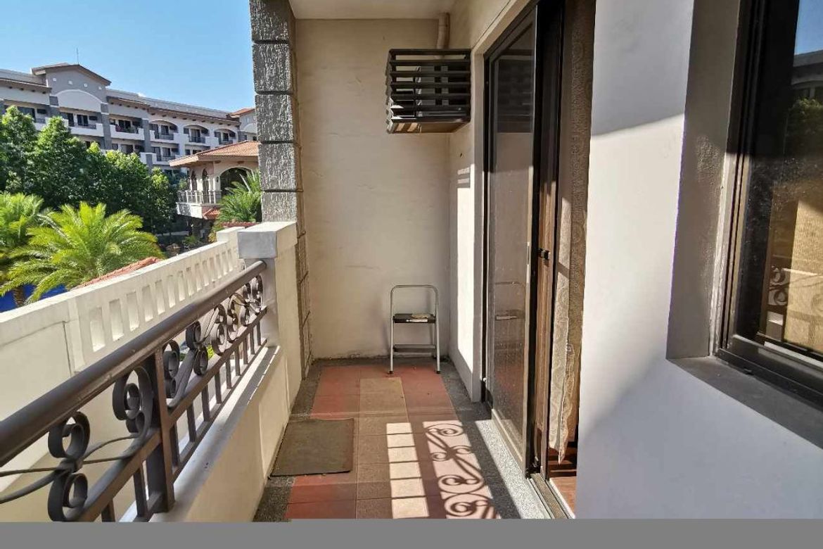 2 Bedroom Condo for Rent in Tambo, Parañaque, Metro Manila photo 8