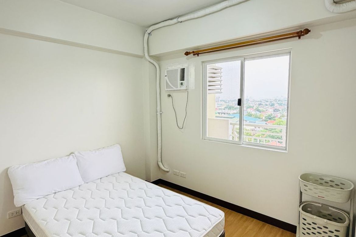 2 Bedroom Condo for Rent in The Atherton, San Antonio, Parañaque, Metro Manila photo 5