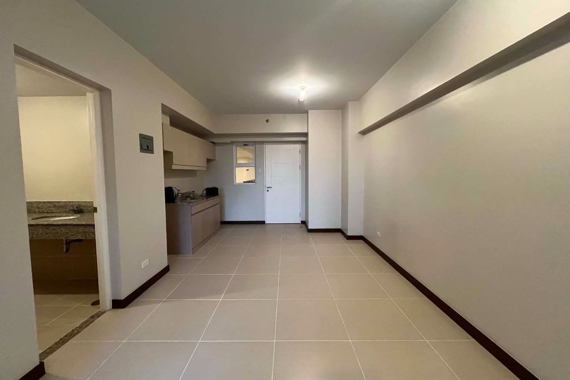 2 Bedroom Condo for Rent in The Oriana, Marilag, Quezon City, Metro Manila near LRT-2 Anonas photo 4