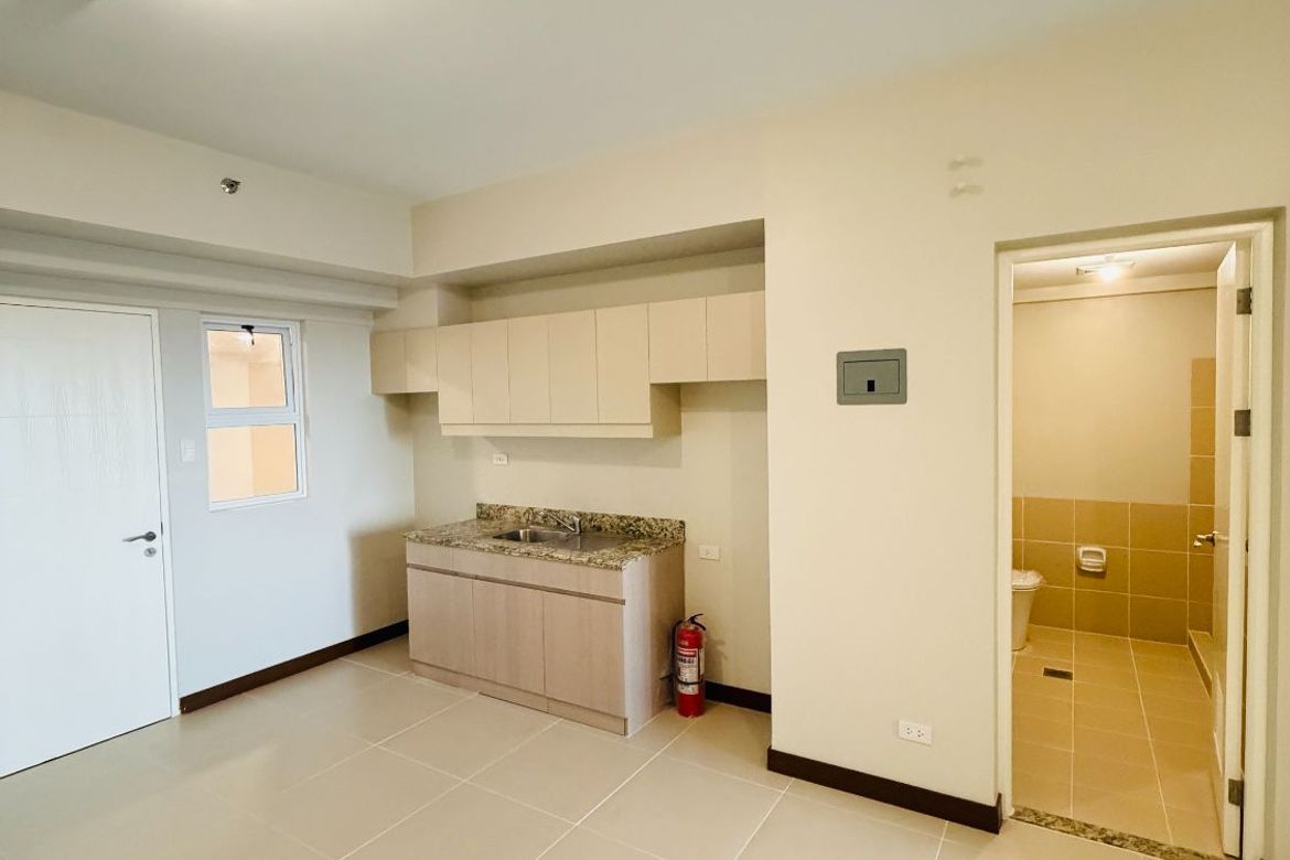 2 Bedroom Condo for Rent in The Oriana, Marilag, Quezon City, Metro Manila near LRT-2 Anonas photo 3