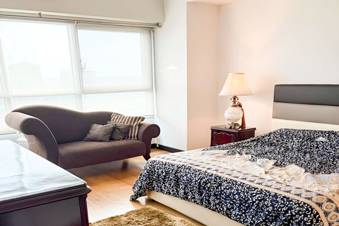 2 Bedroom Condo for Rent in The Residences at Greenbelt, San Lorenzo, Makati, Metro Manila near MRT-3 Ayala photo 4