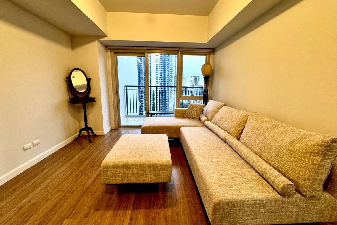 2 Bedroom Condo for Rent in Two Maridien, BGC, Taguig, Metro Manila