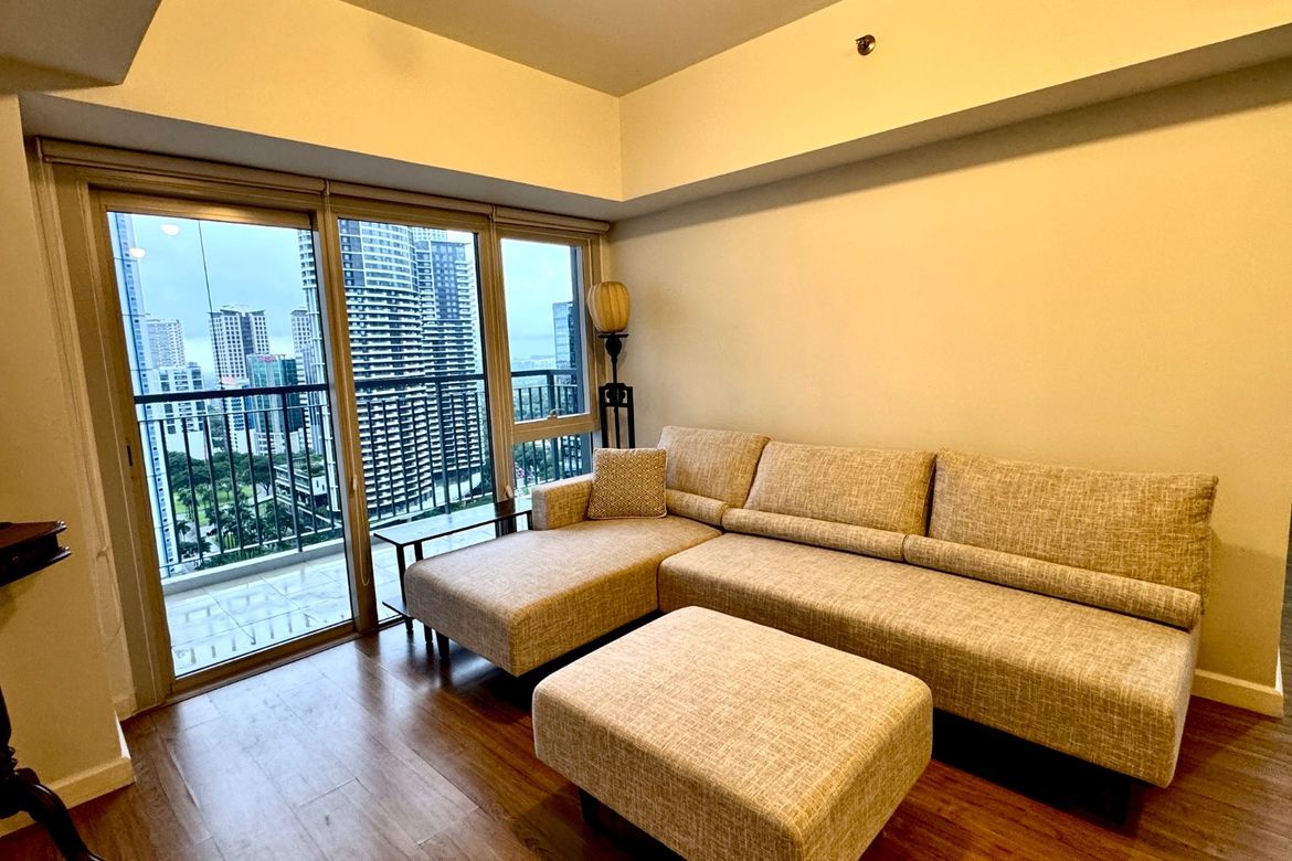 2 Bedroom Condo for Rent in Two Maridien, BGC, Taguig, Metro Manila photo 2