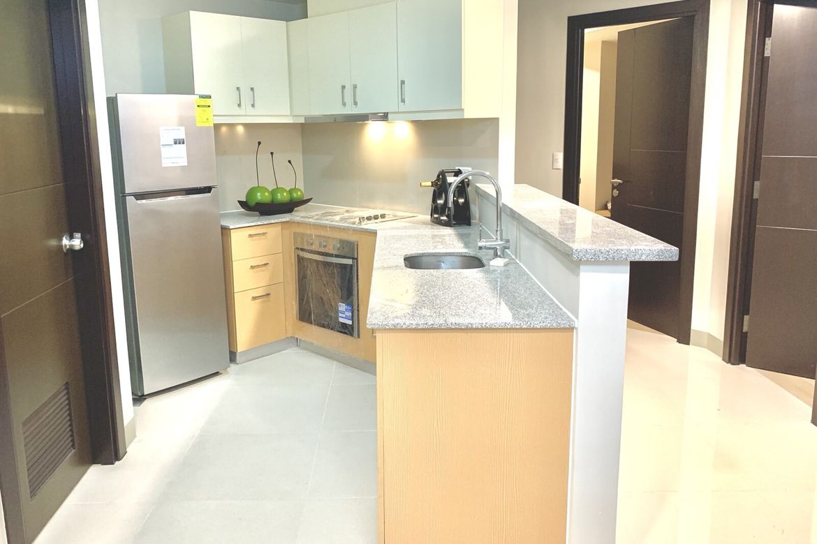 2 Bedroom Condo for Rent in Uptown Parksuites, BGC, Taguig, Metro Manila photo 2
