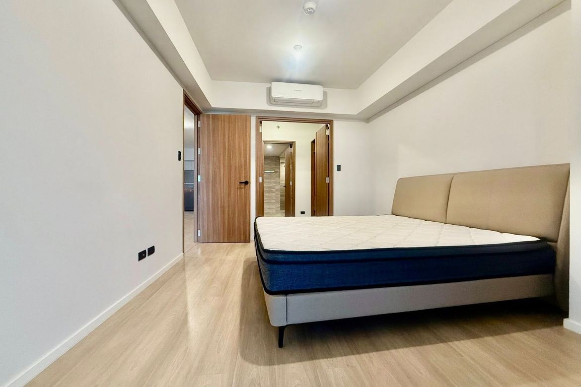 2 Bedroom Condo for Rent in Wack-Wack Greenhills, Mandaluyong, Metro Manila near MRT-3 Ortigas photo 4