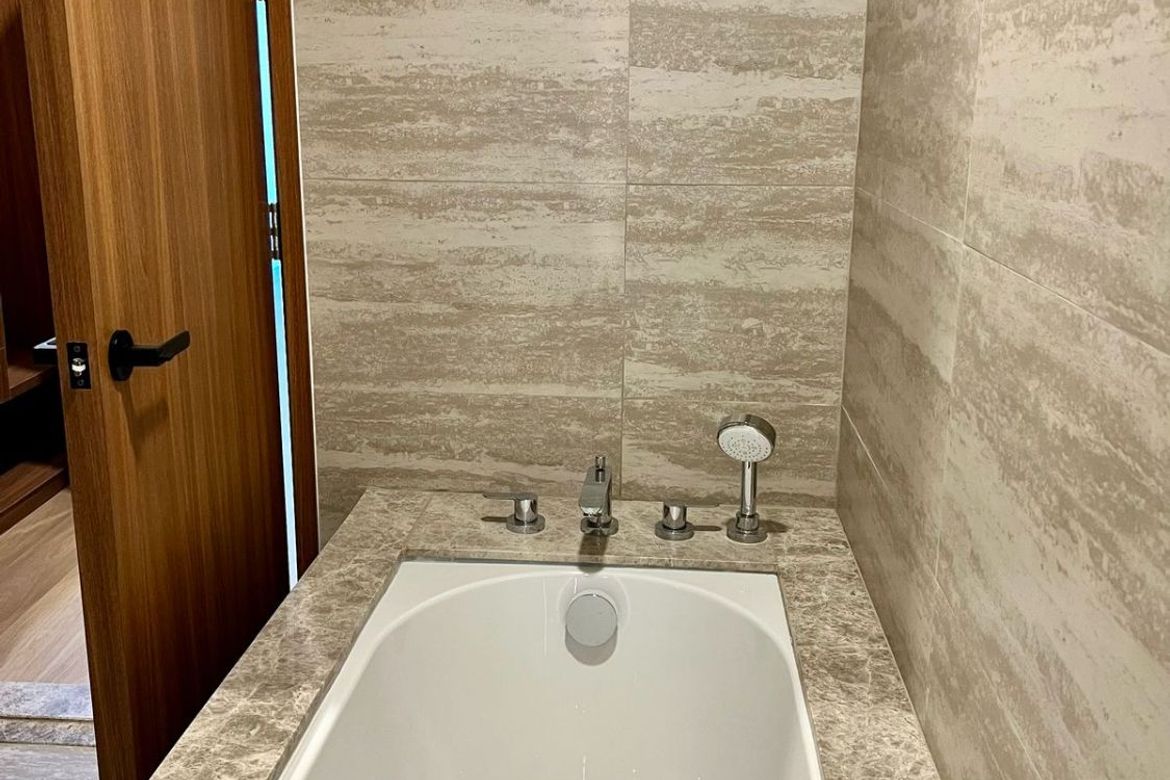 2 Bedroom Condo for Rent in Wack-Wack Greenhills, Mandaluyong, Metro Manila near MRT-3 Ortigas photo 7