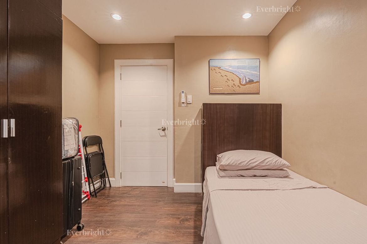 2 Bedroom Condo for Sale in Addition Hills, San Juan, Metro Manila – photo 6