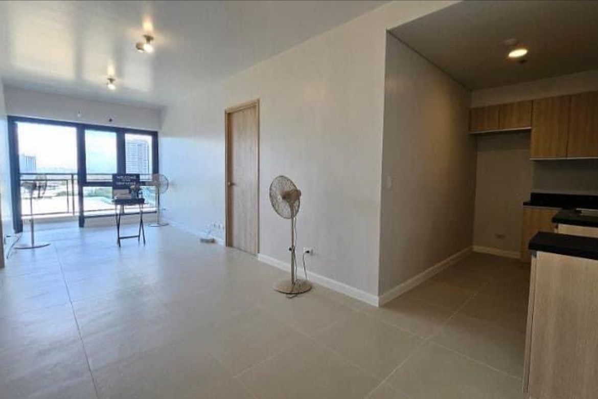 2 Bedroom Condo for Sale in Almanza Dos, Las Piñas, Metro Manila