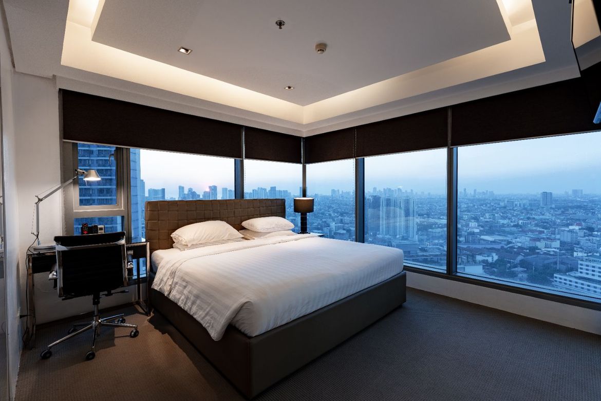 2 Bedroom Condo for Sale in Alphaland Makati Place, Bel-Air, Makati City