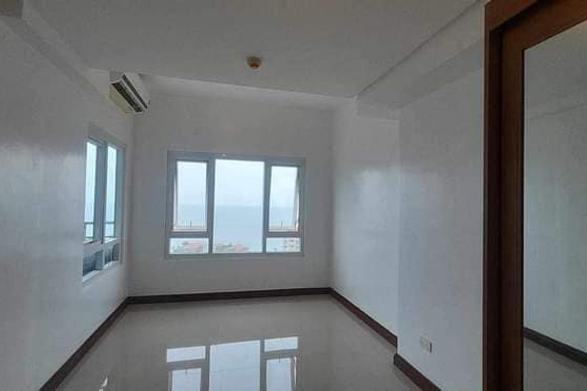 2 Bedroom Condo for Sale in AmiSa Private Residences, Punta Engaño, Lapu-Lapu, Cebu