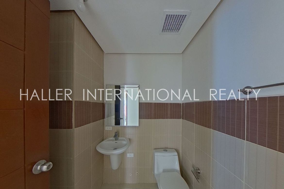 2 Bedroom Condo for Sale in AmiSa Private Residences, Punta Engaño, Lapu-Lapu, Cebu – photo 4