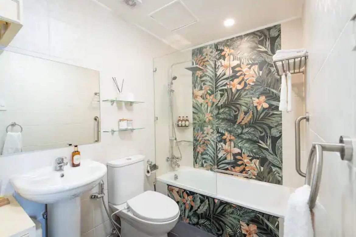 2 Bedroom Condo for Sale in Baclaran, Parañaque, Metro Manila near LRT-1 EDSA – photo 6